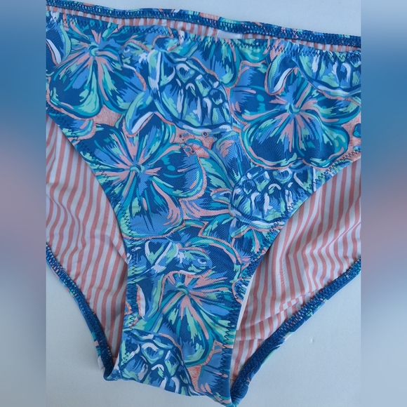 Vineyard Vines Tropical Turtles Tie Front Bikini Set - Picture 5 of 9